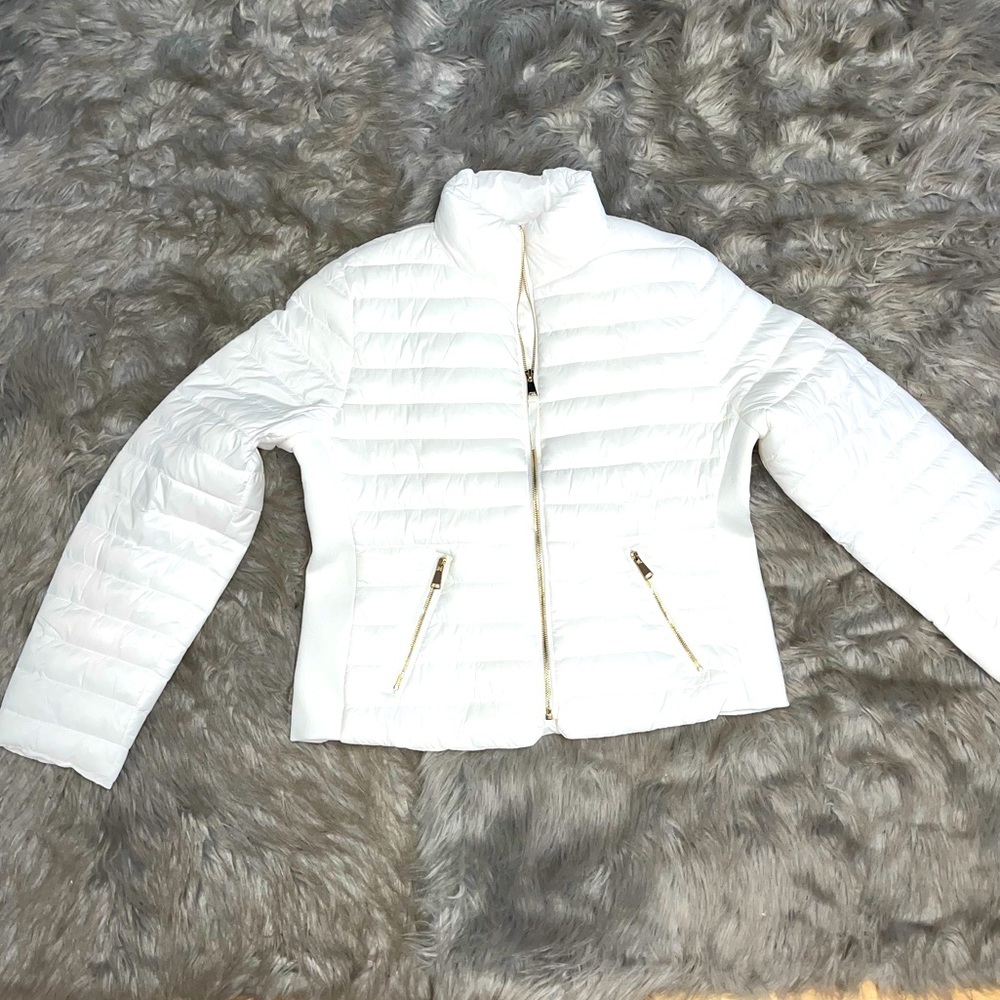 New Winter Jacket - Picture 4 of 6